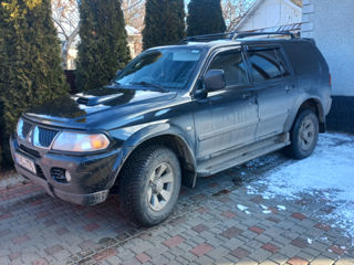 Mitsubishi Pajero Sport foto 10