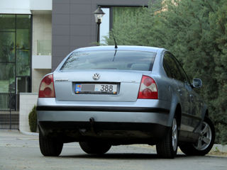 Volkswagen Passat foto 2