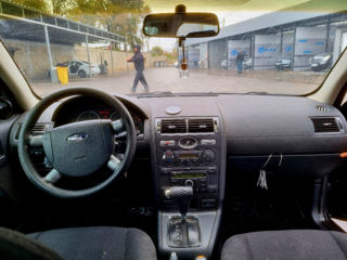 Ford Mondeo foto 8