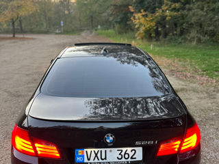 BMW 5 Series foto 2