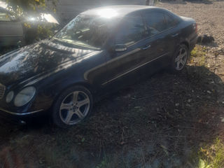 Mercedes E-Class foto 3