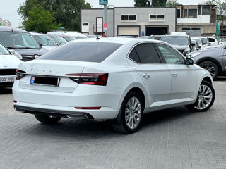 Skoda Superb фото 4