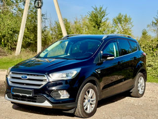 Ford Kuga foto 2