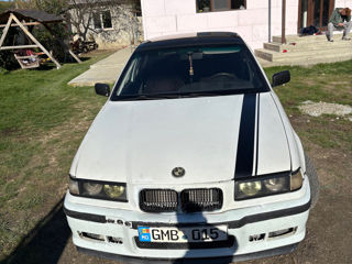 BMW 3 Series foto 1