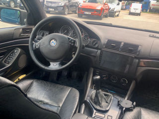 BMW 5 Series foto 9