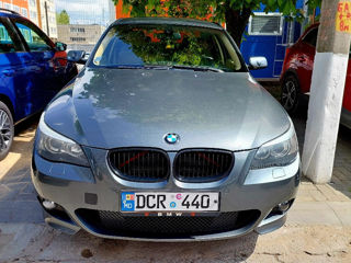 BMW 5 Series фото 2