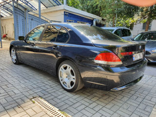 BMW 7 Series foto 2