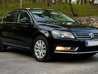 Volkswagen Passat foto 0