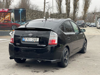 Toyota Prius foto 2