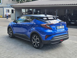 Toyota C-HR foto 4