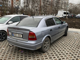 Opel Astra foto 2