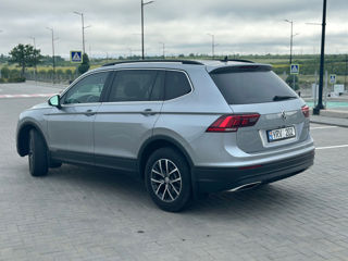 Volkswagen Tiguan foto 3