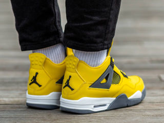 Nike Air Jordan 4 Retro Yellow Unisex foto 10