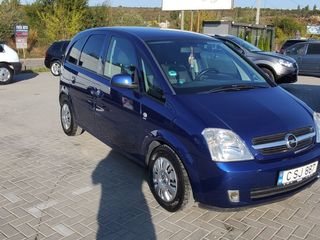 Opel Meriva foto 1