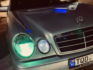 Mercedes E-Class foto 3