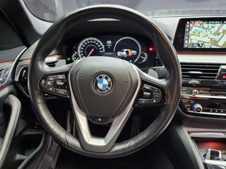 BMW 5 Series foto 13