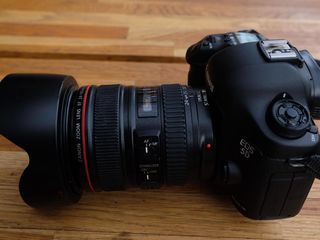 Canon EOS 5D Mark III (body) & Obiectiv Canon EF 24-105mm foto 3