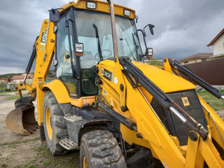 Jcb foto 3