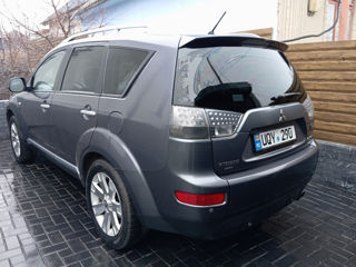 Mitsubishi Outlander foto 9