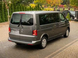 Volkswagen Caravelle foto 7