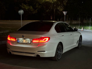 BMW 5 Series foto 8