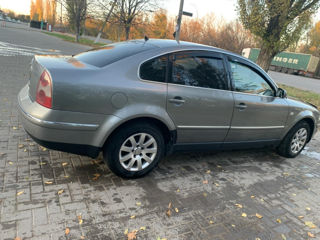 Volkswagen Passat foto 4