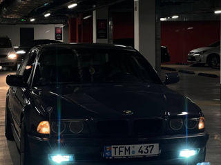 BMW 7 Series foto 6