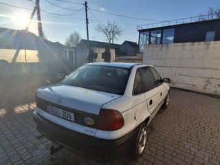 Opel Astra foto 4