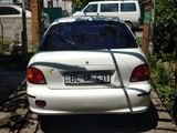 Hyundai Accent foto 7