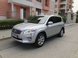 Toyota Rav 4 foto 1