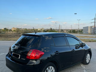 Toyota Auris foto 3