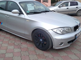 BMW 1 Series foto 1