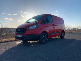 Ford Transit Custom фото 4