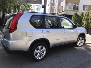 Nissan X-Trail foto 4