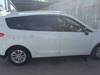 Renault Grand Scenic foto 5