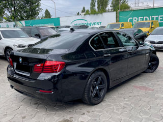 BMW 5 Series foto 4