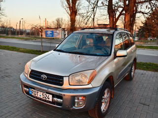 Toyota Rav 4 foto 2