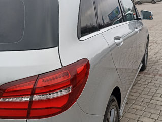 Mercedes B-Class foto 5