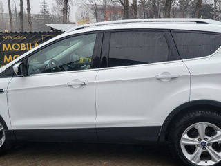 Ford Kuga foto 3