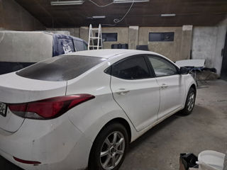 Hyundai Elantra foto 6