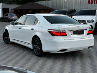 Lexus LS Series foto 3