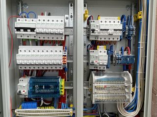 Servicii electrice-suna din timp si fati o programare —1 foto 1