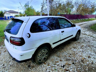 Nissan Almera foto 5