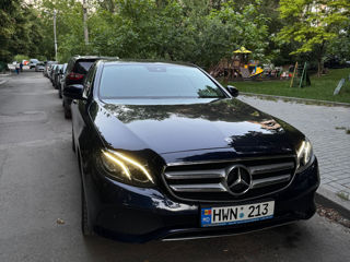 Mercedes E-Class foto 4