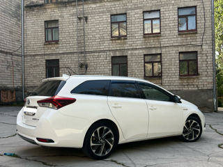 Toyota Auris foto 4