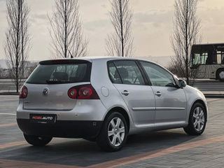 Volkswagen Golf foto 5