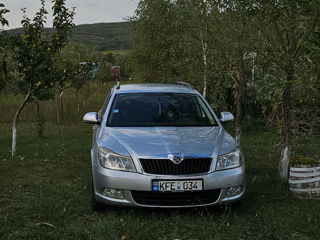 Skoda Octavia foto 1