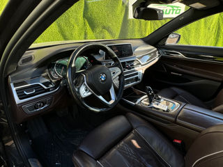 BMW 7 Series foto 7