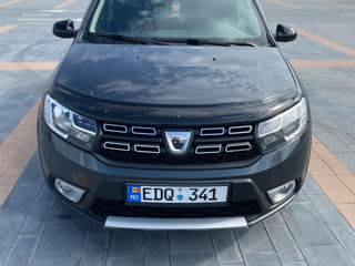 Dacia Sandero Stepway foto 1