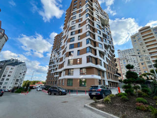 3-х комнатная квартира, 81 м², Центр, Кишинёв